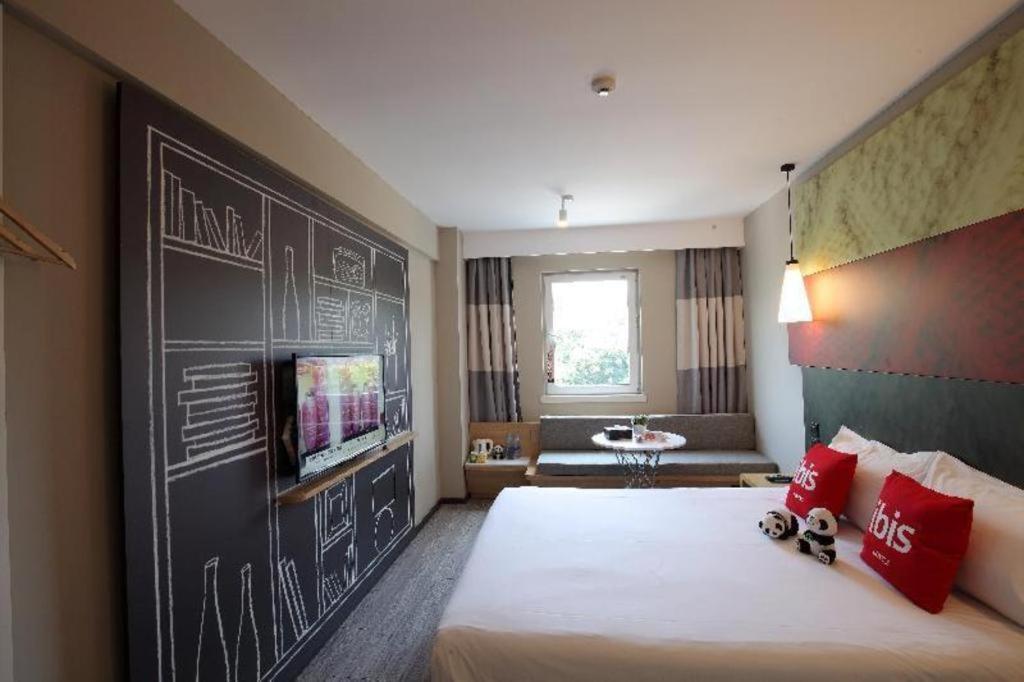 ไอบิส ยา อาน หลังเฉียว Hotel Ya'an ภายนอก รูปภาพ